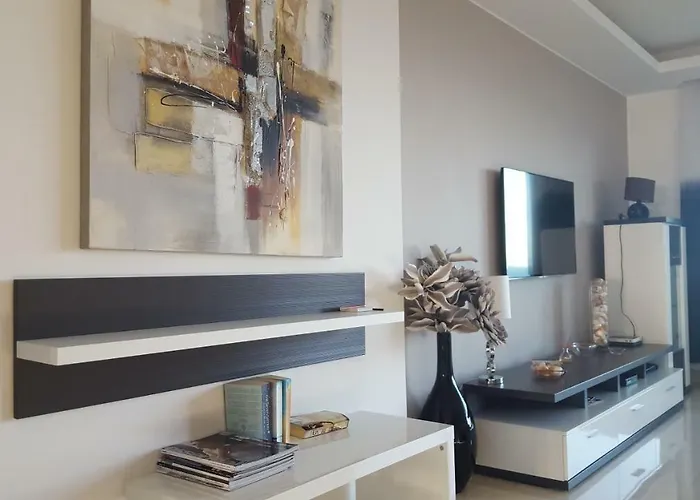 Horizon Beach Apartment
