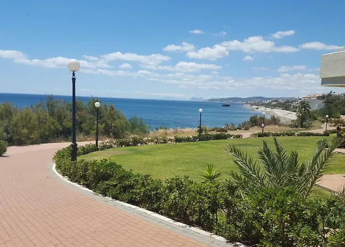 Horizon Beach *
